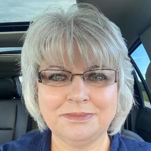 Meet your Posher, Karrie